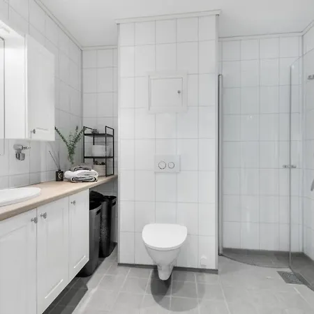 Floro Apartments Hotell Exterior photo